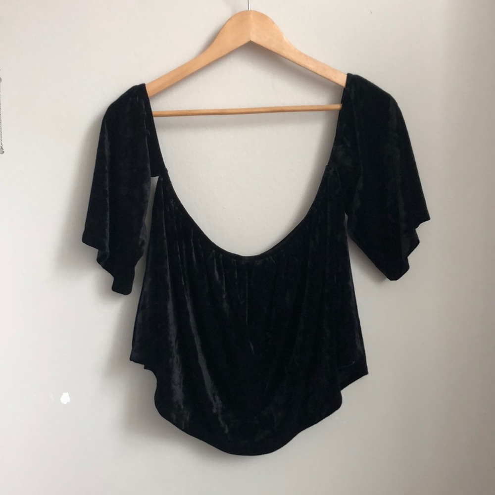 Off the Shoulder Velvet Crop Top